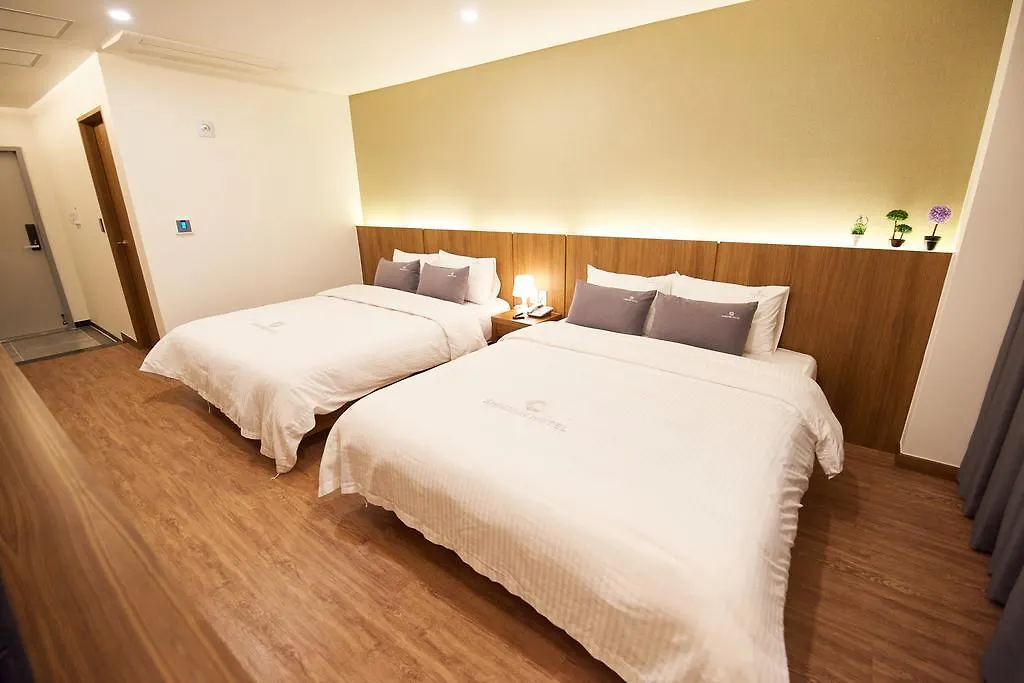 Shin Shin Hotel Busan
