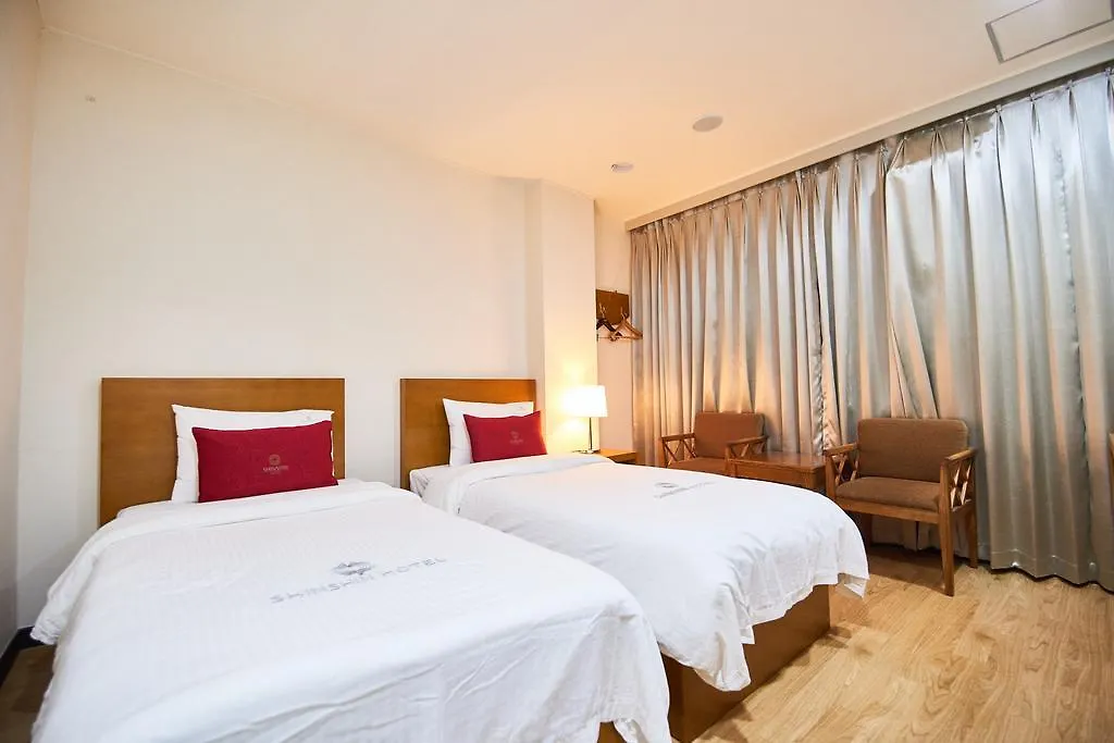 ***  Shin Shin Hotel Busan South Korea