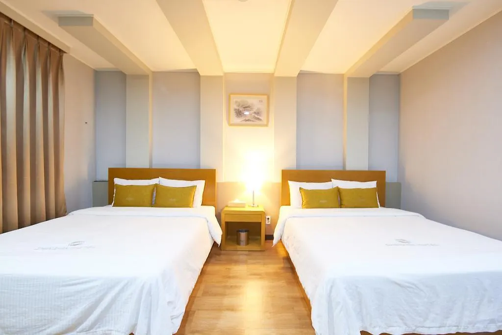 Shin Shin Hotel Busan