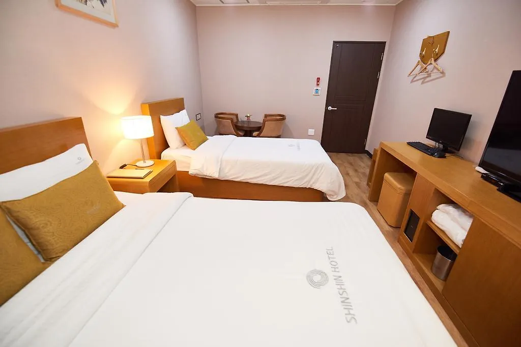 Shin Shin Hotel Busan