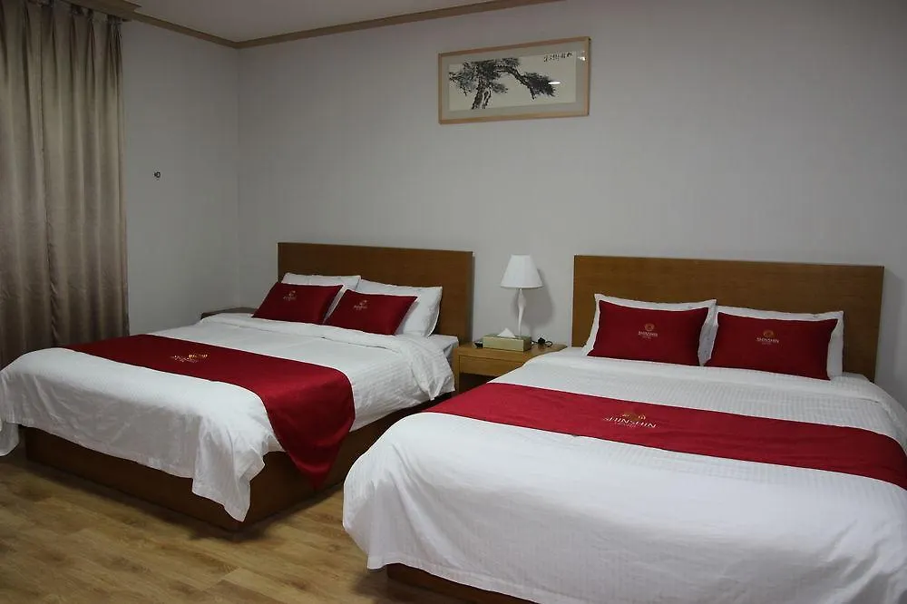 Shin Shin Hotel Busan
